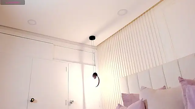 amira sanz online show from November 12, 4:05 am