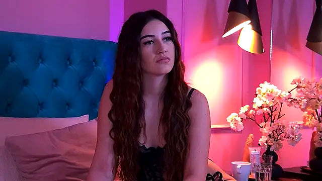 TaliaMorenne online show from November 11, 3:51 pm