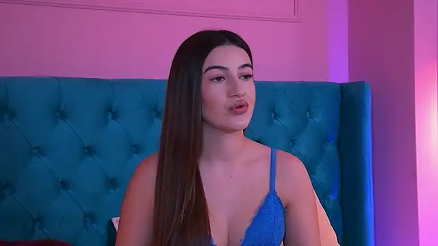 TaliaMorenne online show from October 26, 3:34 pm