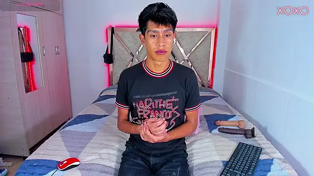 Jacovo2002 online show from October 16, 4:10 am