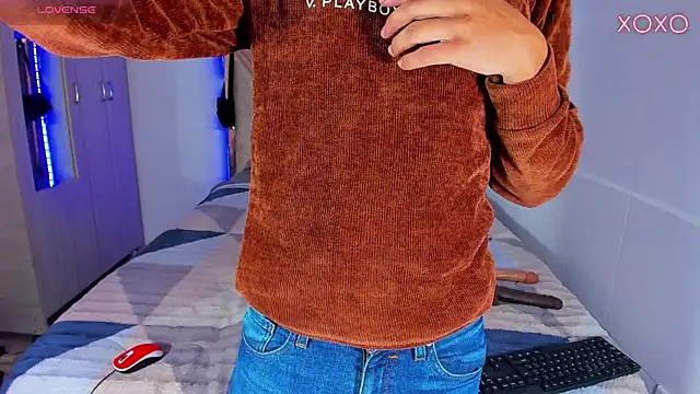 Jacovo2002 online show from October 11, 3:57 pm