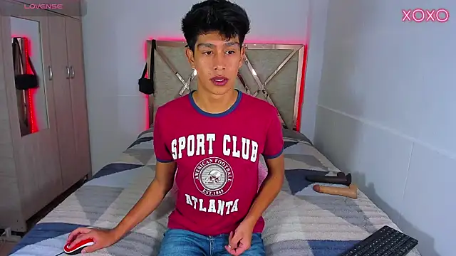 Jacovo2002 online show from October 17, 7:15 pm