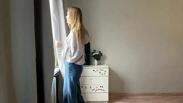  petaI online show from March 5, 7:49 am