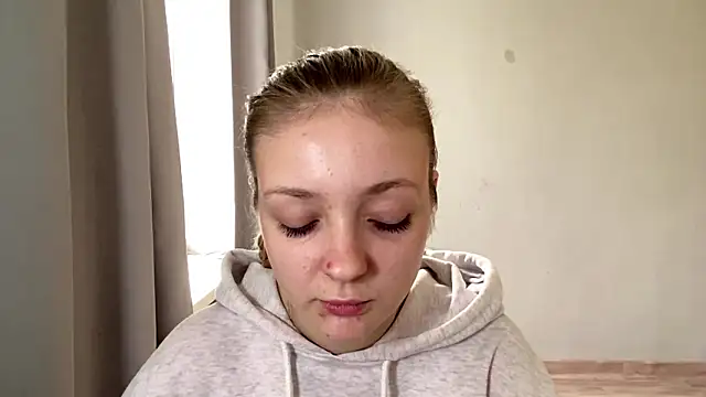  petaI online show from February 5, 9:05 am