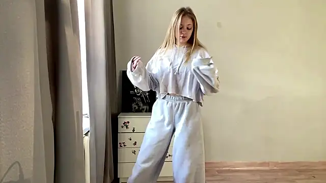  petaI online show from February 11, 6:13 am