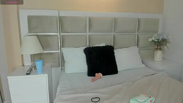 Adhara adams18 online show from November 29, 11:43 am