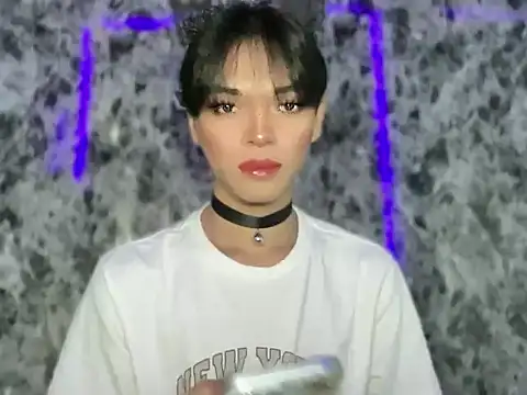 Snapshot of Chechay chatting on December 4, 10:58 am Chechay online show from December 4, 10:58 am