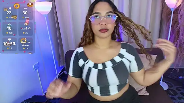 Luna Vex online show from November 26, 3:17 am