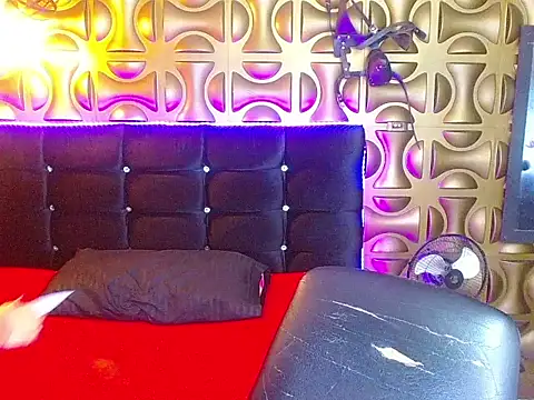 tinibunny online show from November 8, 7:28 pm