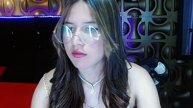 tinibunny online show from November 5, 8:01 pm