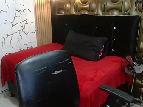 tinibunny online show from November 16, 7:40 pm