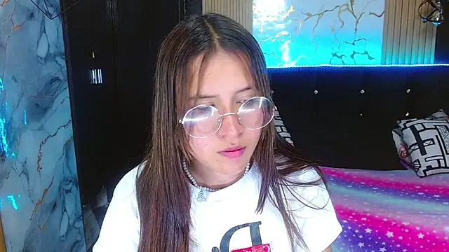 tinibunny online show from October 30, 8:39 pm