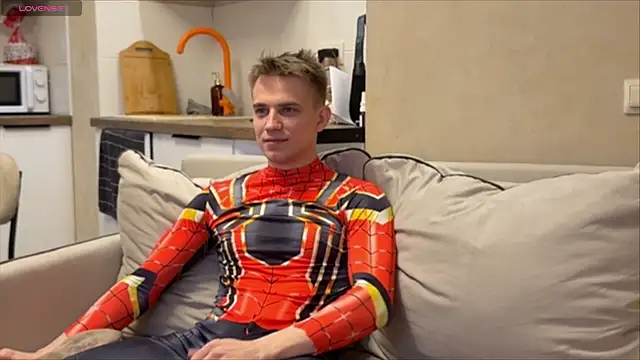 MIKE GOD19 online show from April 8, 8:21 pm