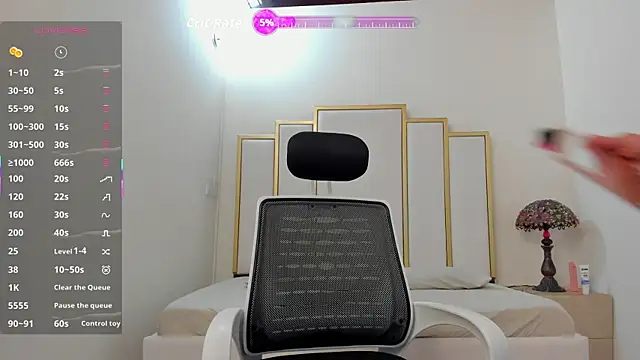 Annylittle  online show from October 19, 4:59 am