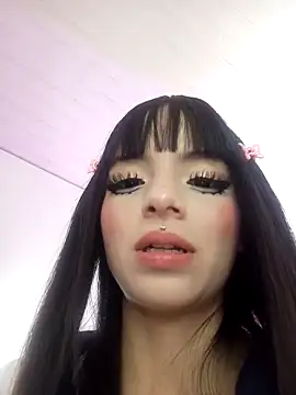 Barbieteeen online show from February 15, 12:00 am