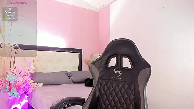 Barbieteeen online show from March 7, 4:30 am