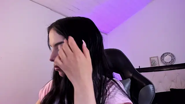 Barbieteeen online show from December 3, 4:13 am