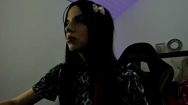 Barbieteeen online show from November 30, 5:47 pm