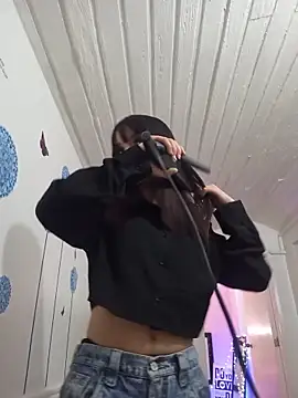 Barbieteeen online show from March 10, 4:49 am