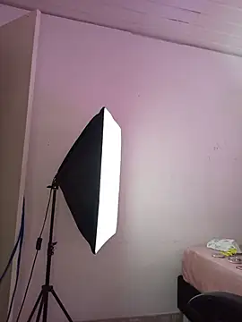 Barbieteeen online show from March 22, 5:32 am