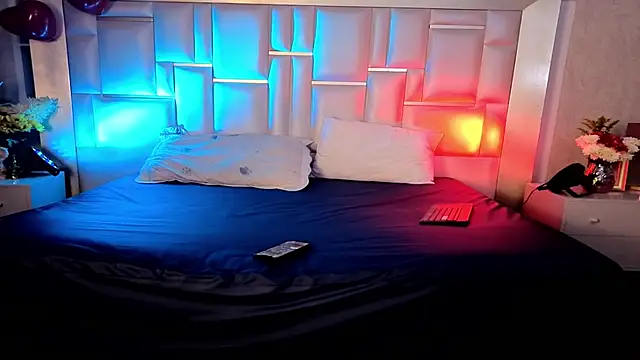 Snapshot of NameaRohouse chatting on February 17, 5:54 pm NameaRohouse online show from February 17, 5:54 pm