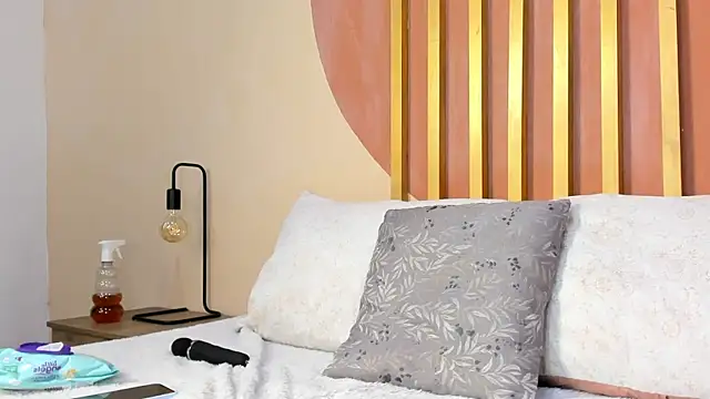 Jake AndNicole online show from December 21, 1:19 am