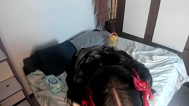 bubble  angel   online show from January 9, 11:39 am