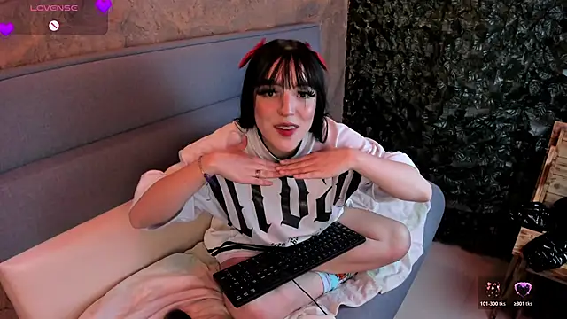 Snapshot of bubble__angel__ chatting on November 21, 11:42 am bubble angel online show from November 21, 11:42 am