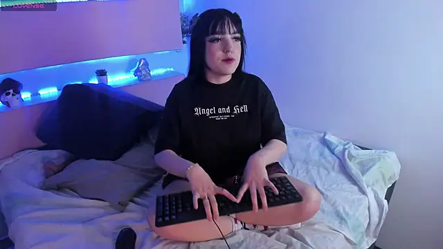 Snapshot of bubble__angel__ chatting on November 20, 11:44 am bubble angel online show from November 20, 11:44 am