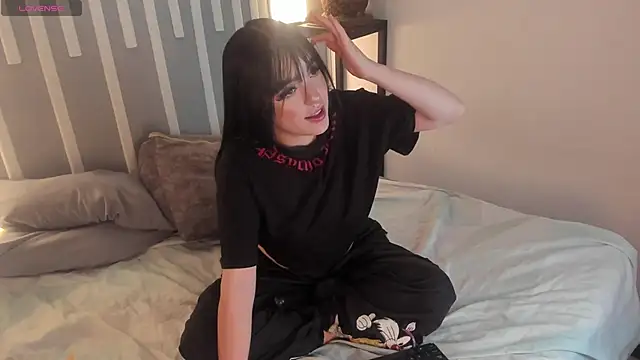 Snapshot of bubble__angel__ chatting on November 27, 11:43 am bubble angel online show from November 27, 11:43 am