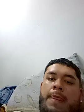 Snapshot of rich_ryx chatting on March 21, 8:19 am rich ryx online show from March 21, 8:19 am