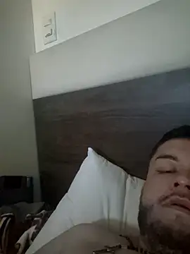 Snapshot of rich_ryx chatting on March 28, 2:40 pm rich ryx online show from March 28, 2:40 pm