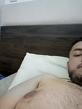 Snapshot of rich_ryx chatting on March 29, 9:33 am rich ryx online show from March 29, 9:33 am