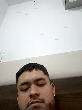 Snapshot of rich_ryx chatting on March 23, 3:17 am rich ryx online show from March 23, 3:17 am