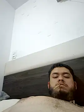 Snapshot of rich_ryx chatting on January 18, 9:24 am rich ryx online show from January 18, 9:24 am