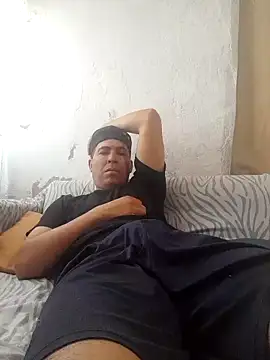 Ezeaxl online show from April 12, 4:43 pm