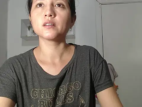 Renata Rivas online show from February 19, 3:36 am