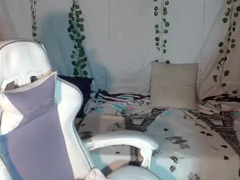 Snapshot of Perla_Jonhson_Rs chatting on October 11, 12:39 pm Perla Jonhson Rs online show from October 11, 12:39 pm