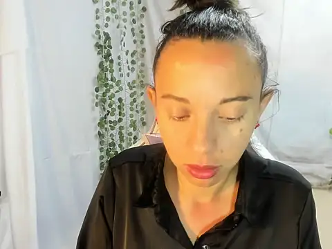 Snapshot of Perla_Jonhson_Rs chatting on October 10, 1:12 pm Perla Jonhson Rs online show from October 10, 1:12 pm