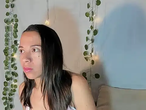 Snapshot of Perla_Jonhson_Rs chatting on October 17, 12:40 pm Perla Jonhson Rs online show from October 17, 12:40 pm