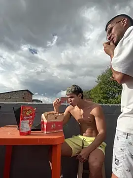 mirallesandbig online show from October 26, 8:53 pm