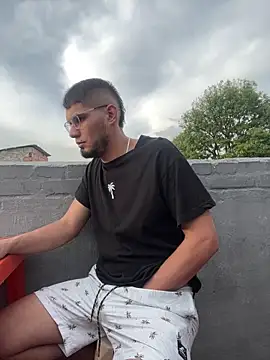 mirallesandbig online show from November 5, 10:02 pm