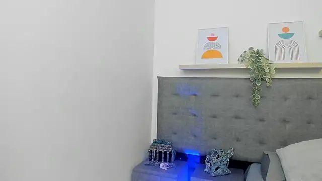 Snapshot of harper_brown1 chatting on October 29, 2:21 am harper brown1 online show from October 29, 2:21 am