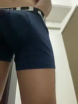 Snapshot of Joven_Modelo chatting on October 16, 2:25 pm Joven Modelo online show from October 16, 2:25 pm