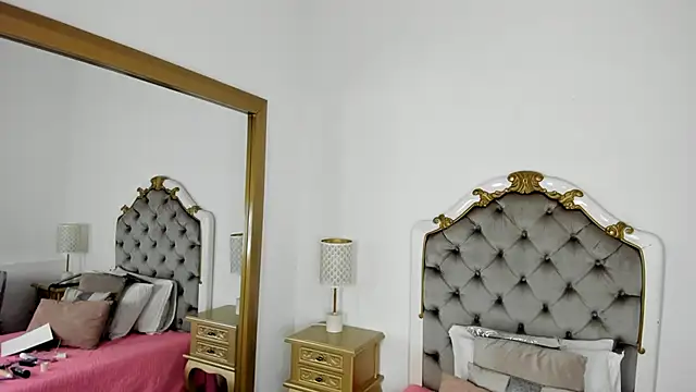 mary joseph online show from December 5, 8:28 pm