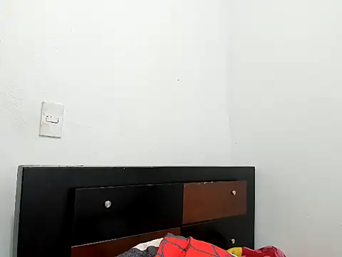 sarita-moree online show from April 2, 2:57 pm