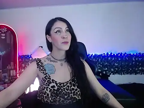 Snapshot of Anastasiabasst__ chatting on June 7, 6:18 am Anastasiabasst online show from June 7, 6:18 am