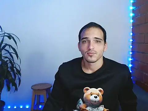 Maax3023 online show from November 6, 6:34 pm