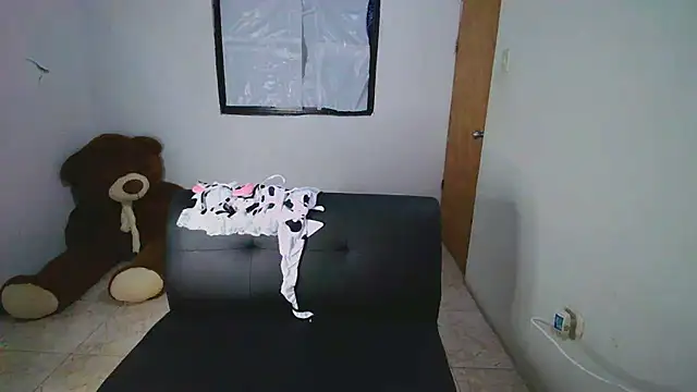 SweetRabbit29 online show from November 2, 12:15 am