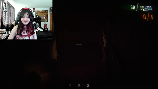 Maki Zein  online show from March 25, 8:41 pm